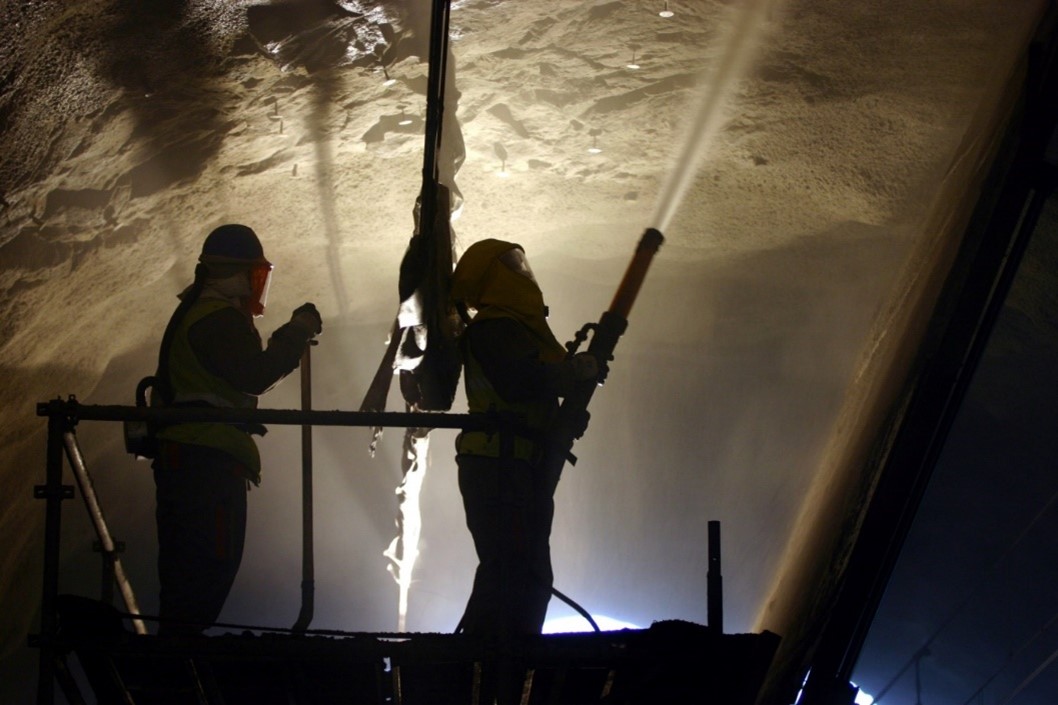 Dry shotcrete used in the Saillant tunnel on the SNCF rail network
